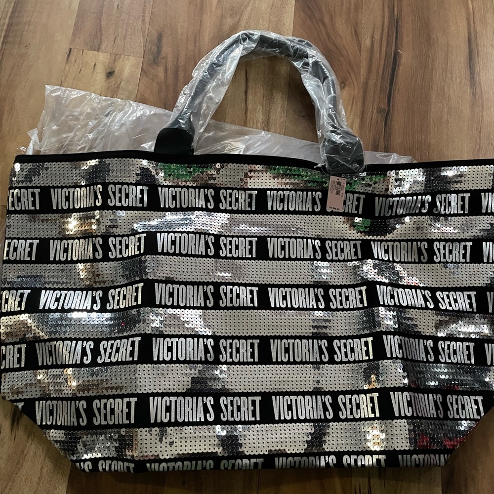 Victoria secret tote